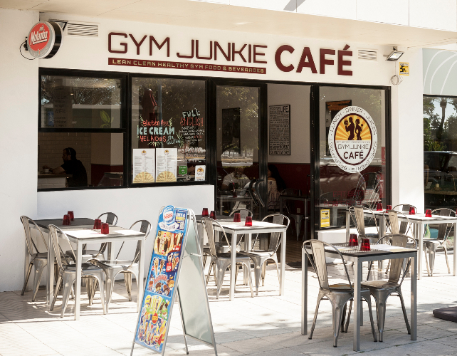1500_15-gym-junkie-cafe-1